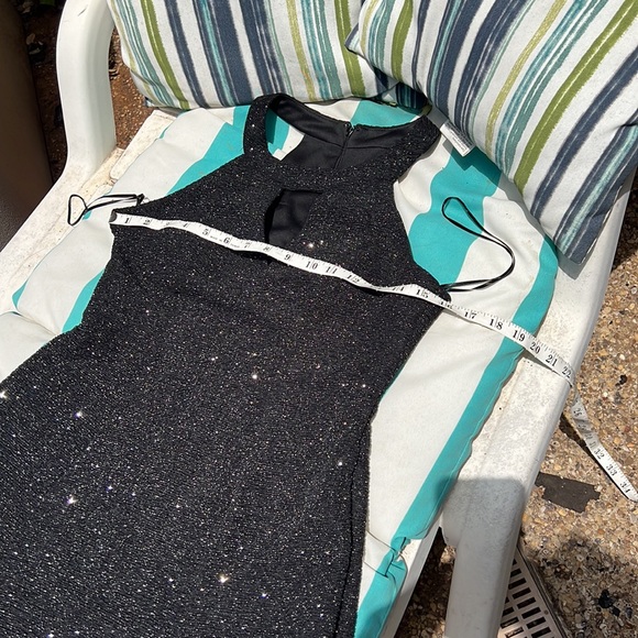 Nightway Collection Glitter Halter Cocktail Holiday Midi Dress EUC Size 6P - Picture 8 of 11